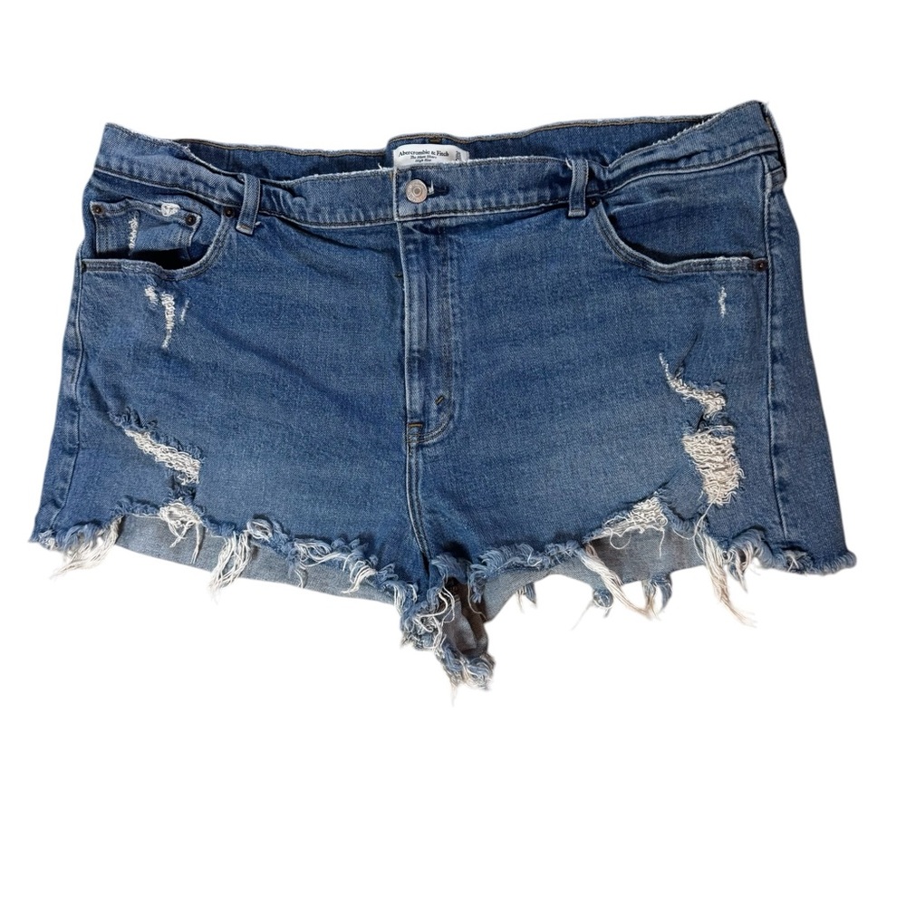 Abercrombie & Fitch Plus size Mom Shorts W 35 Distressed Cutoff Denim